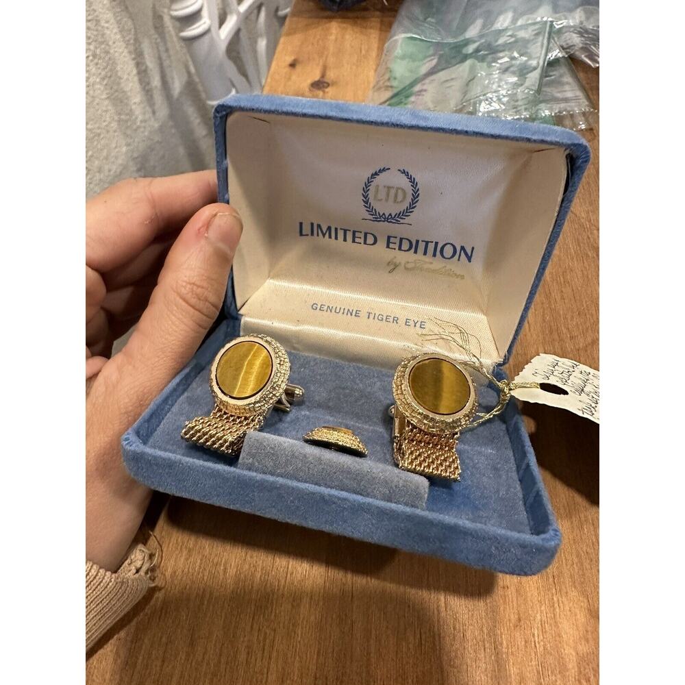 Limited Edition Men's Cufflinks TIGERS EYE GOLD TONE LINK CUFFLINKS PAIR SET